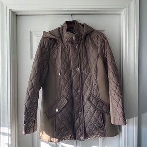 Beautiful London Fog coat.